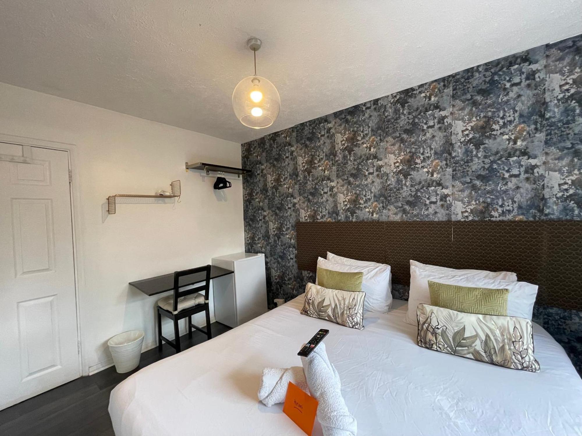 Апартаменты R1 Superking Sized Bed & 65" Tv On The Wall In Clapham Лондон Экстерьер фото